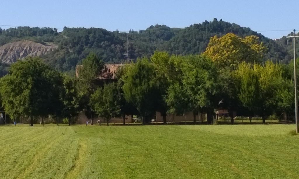 La Vigna Dei Peri Quattro Castella Exterior photo